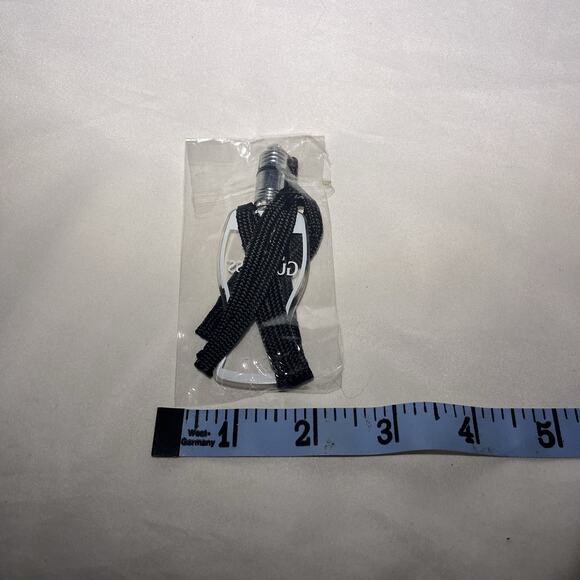 Guinness Light-Up Logo Necklace New in Package Beer Promo Bar Advertising - Picture 2 of 3